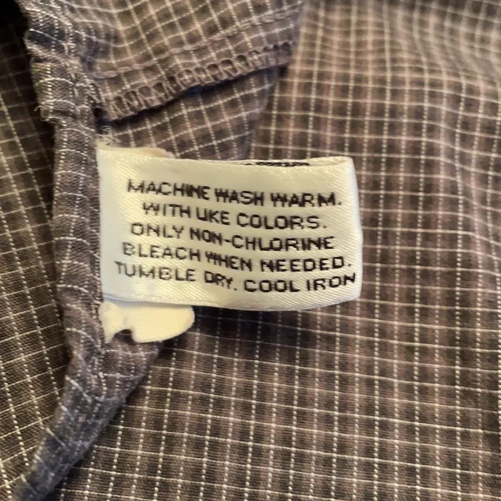 Van Heusen 15 1/2 32/33 button down